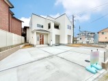  新築一戸建て