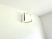 【壁掛け熱交換気システム】