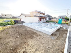 現況：建築中