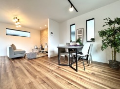 リビングダイニング