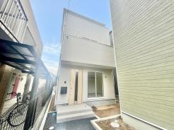 3号棟
完成しました！
即日ご案内可能ですのでお気軽にお問い合わせください！