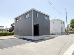 完成しました！
即日ご案内ですのでお気軽にお問い合わせください！