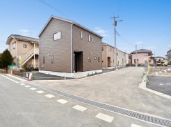 ぜひ現地にて実際にご覧ください！
お問合せお待ちしております。