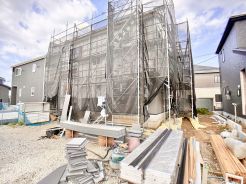 現況；建築中