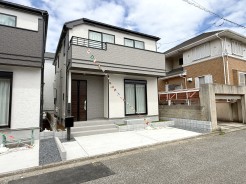 B号棟
完成しました！
即日ご案内可能です！
お気軽にお問い合わせください！