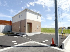 4号棟
お気軽にお問い合わせください！