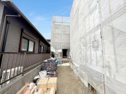 現況；建築中