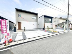 残り2号棟です！
現地案内会開催中！
お気軽にお問い合わせください！