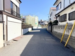 接道状況：南東側約5ｍ公道