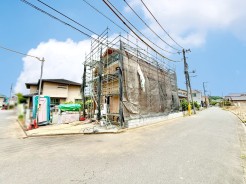 現況；建築中