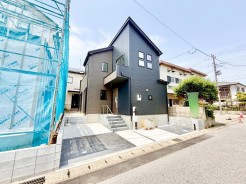 1号棟
完成しました！
ご案内可能ですのでお気軽にお問い合わせください！