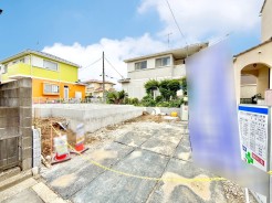 現況；建築中