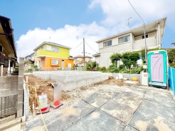 現況；建築中