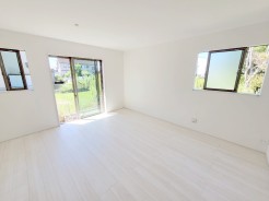 リビング
モデル棟