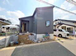 現況：建築中