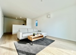 リビングダイニング
モデル棟
※家具はイメージパースとなります。