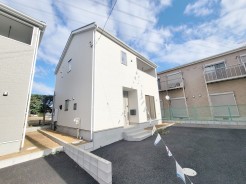 完成しました！
即日ご案内可能ですので、お気軽にお問い合わせください！