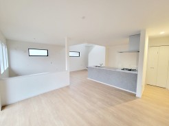 リビング
モデル棟