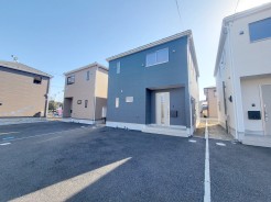 4号棟
完成しました！
即日ご案内可能です！
お気軽にお問い合わせください！