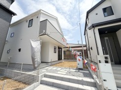 7号棟
完成済みです！
即日ご案内可能ですのでお気軽にお問い合わせください！