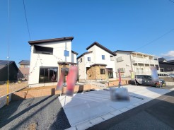 ぜひ現地にて実際にご覧ください！
お問合せお待ちしております。