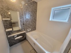 浴室
同社施工例となります。