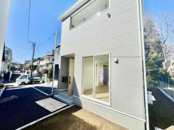 2号棟
完成しました！
即日ご案内可能ですのでお気軽にお問い合わせください！