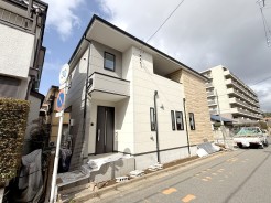 あと少しで完成です！
お気軽にお問い合わせください！