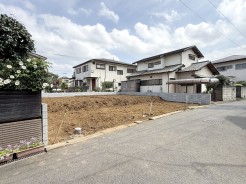 現況；建築中