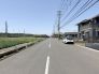 接道状況：南側約9.4ｍ公道、東側約5.6ｍ公道