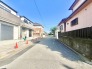 接道状況：西側約5.9ｍ公道、南側約6ｍ公道