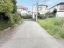 接道状況：北側約6ｍ私道、西側約6ｍ私道