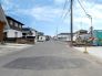 接道状況；公道南東側約6ｍ
