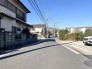 接道状況：西側約7ｍ～約7.6ｍ公道