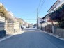 接道状況：南東側約5ｍ市道