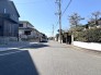 接道状況：東側約7ｍ、北側約6ｍ公道
