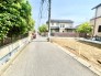 接道状況：南東側約4ｍ公道、北東側約4ｍ公道、私道