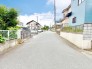 接道状況：北側約5.5ｍ、東側約5ｍ公道