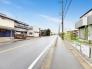 接道状況：東側約5.9ｍ、南側約11.9ｍ公道
