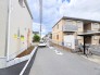 接道状況：南側約4.6ｍ公道、東側約4.6ｍ公道
