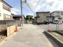 接道状況：東側約4ｍ公道、西側約4ｍ公道
