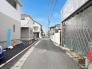 接道状況：北側約4ｍ私道、東側約4ｍ公道
