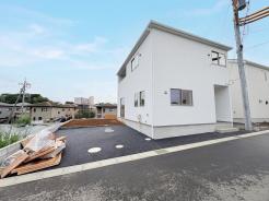 1号棟
完成しました!
即日ご案内可能です!