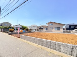 現況;建築中