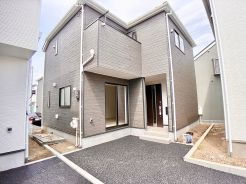 ぜひ現地にて実際にご覧ください!
お問い合わせお待ちしております。