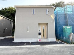 1号棟
あと少しで完成です!
お気軽にお問い合わせください!