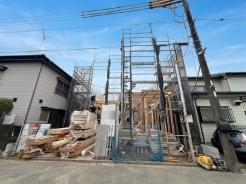現況;建築中