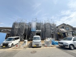 現況;建築中