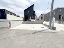 1号棟
完成済みです!
即日ご案内可能ですのでお気軽にお問い合わせください!