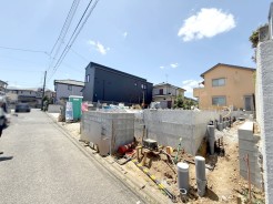 現況;建築中